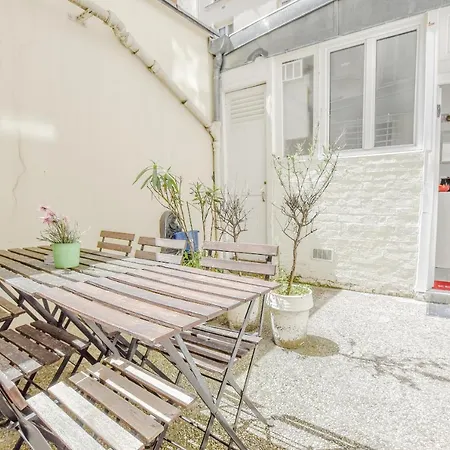 Appartamento Cmg Faubourg Saint-martin / Chaudron Parigi