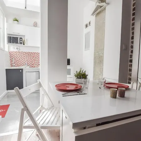 Appartamento Cmg Faubourg Saint-martin / Chaudron Parigi
